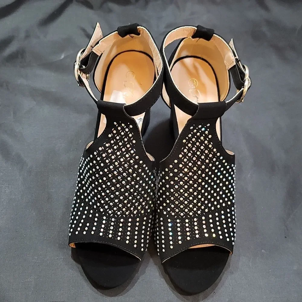 BRAND NEW FOREVER T-STRAP SHINY STUDDED EMBELLISHMENTS OPEN TOE BOOTIE
